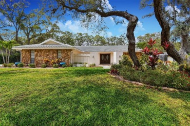 Beach Home For Sale in Clearwater, Florida