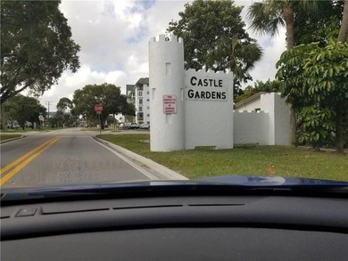 Beach Condo For Sale in Lauderhill, Florida