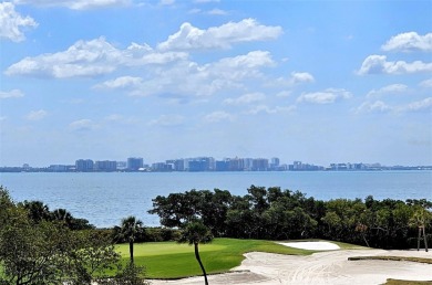 Beach Condo For Sale in Longboat Key, Florida