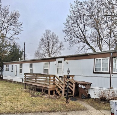 Beach Home Sale Pending in South Haven, Michigan