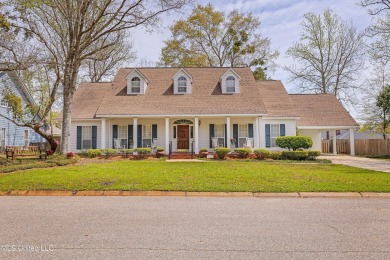 Beach Home For Sale in Long Beach, Mississippi