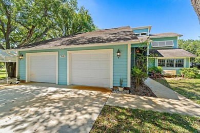 Beach Home Active Under Contract in Palm Beach Gardens, Florida