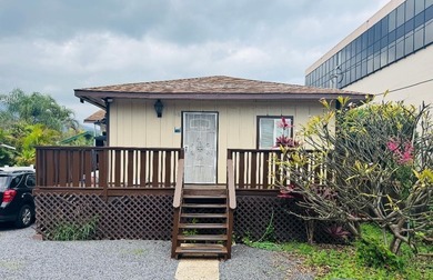 Beach Home For Sale in Wailuku, Hawaii