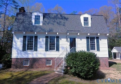 Beach Home For Sale in Kilmarnock, Virginia