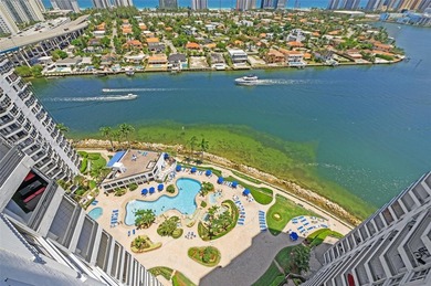 Beach Condo For Sale in Aventura, Florida
