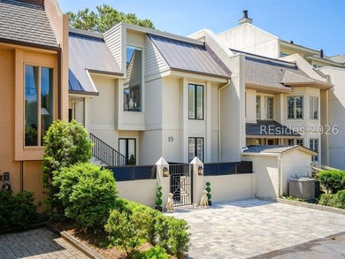 Beach Home For Sale in Hilton Head Island, South Carolina