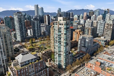 Condo For Sale in Vancouver image photo picture
