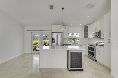 Beach Home For Sale in Boca Raton, Florida