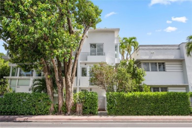 Beach Townhome/Townhouse For Sale in Miami Beach, Florida