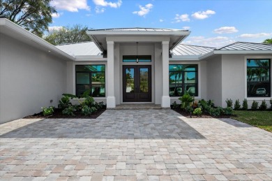 Beach Home For Sale in North Palm Beach, Florida