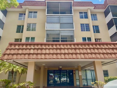 Beach Condo For Sale in Lauderhill, Florida