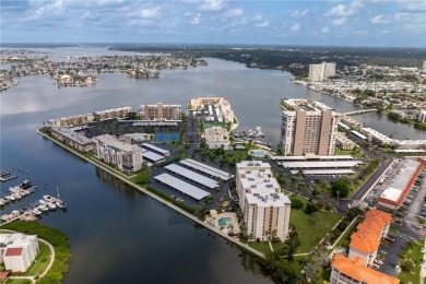 Beach Condo For Sale in South Pasadena, Florida