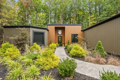 Beach Home Sale Pending in Saugatuck, Michigan