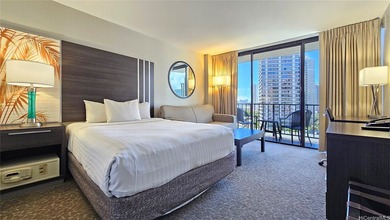 Beach Condo For Sale in Honolulu, Hawaii