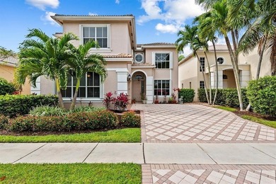 Beach Home For Sale in Boca Raton, Florida