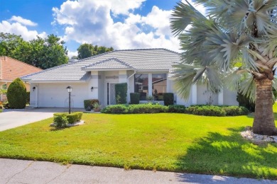 Beach Home For Sale in Sarasota, Florida