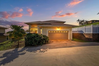 Beach Home For Sale in Wailuku, Hawaii