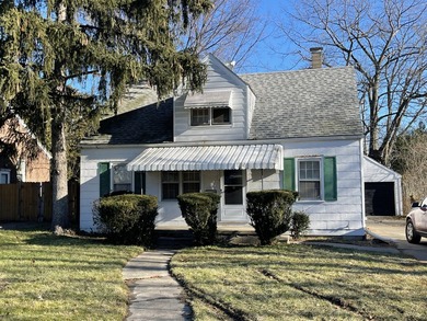 Beach Home For Sale in Detroit, Michigan