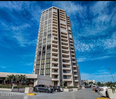 Beach Condo For Sale in Daytona Beach, Florida