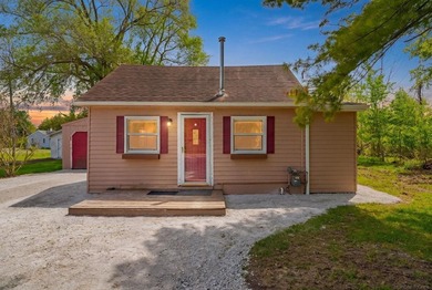 Beach Home For Sale in Lexington, Michigan