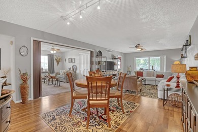 Beach Condo For Sale in Singer Island, Florida