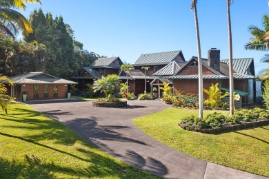 Beach Home For Sale in Holualoa, Hawaii