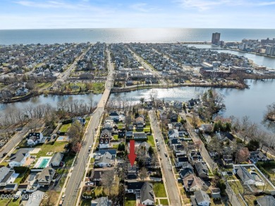 Beach Home For Sale in Allenhurst, New Jersey