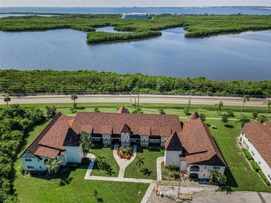 Beach Condo For Sale in Clearwater, Florida