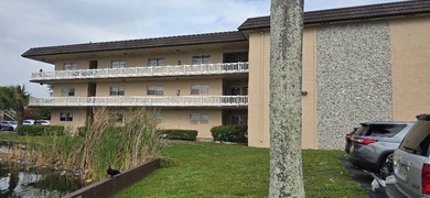 Beach Condo For Sale in Sunrise, Florida