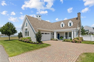 Beach Condo For Sale in Portsmouth, Rhode Island