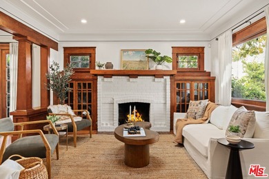 Beach Home Sale Pending in Venice, California