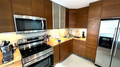 Beach Condo For Sale in Pompano Beach, Florida