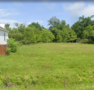 Beach Lot Sale Pending in Bay Saint Louis, Mississippi
