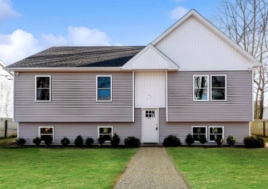 Beach Home For Sale in Mastic Beach, New York