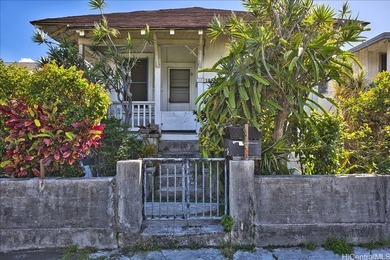 Beach Home For Sale in Honolulu, Hawaii