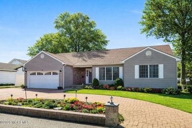 Beach Home Sale Pending in Monmouth Beach, New Jersey
