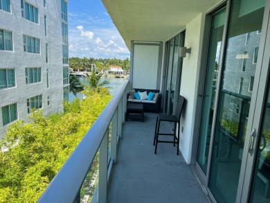 Beach Condo For Sale in Miami Beach, Florida