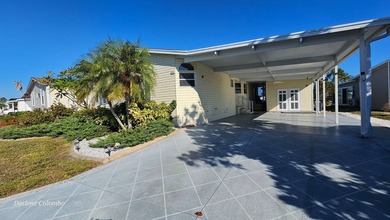 Beach Home For Sale in Ruskin, Florida