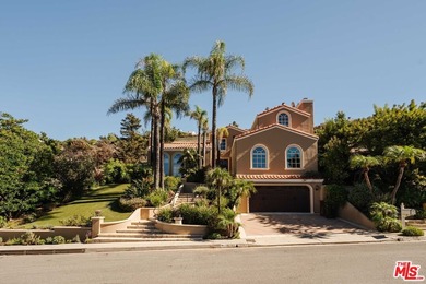 Beach Home For Sale in Pacific Palisades, California