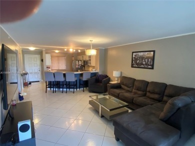 Beach Condo For Sale in Pompano Beach, Florida