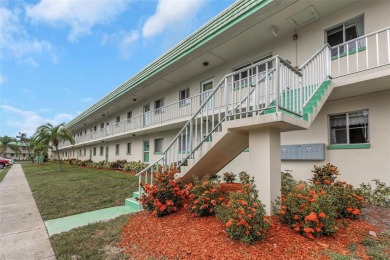 Beach Condo For Sale in Clearwater, Florida