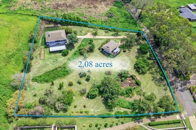 Beach Home For Sale in Kula, Hawaii