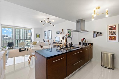 Beach Condo For Sale in Miami, Florida
