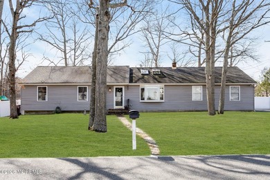 Beach Home For Sale in Bayville, New Jersey