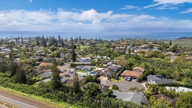Beach Home For Sale in Lahaina, Hawaii