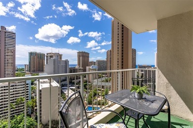 Beach Condo For Sale in Honolulu, Hawaii