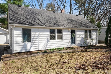 Beach Home Active Under Contract in Coloma, Michigan