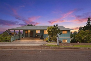 Beach Home For Sale in Kula, Hawaii