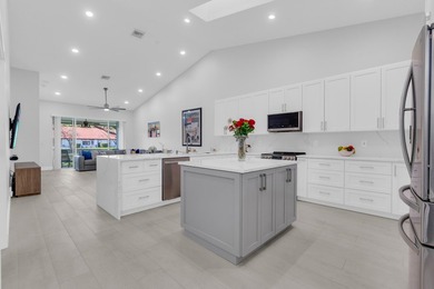 Beach Home For Sale in Boca Raton, Florida