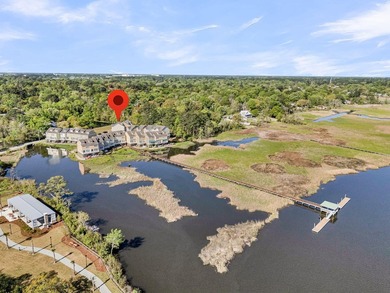 Beach Townhome/Townhouse Active Under Contract in Hanahan, South Carolina